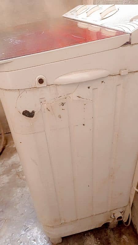 Toyo twin tub washing machine and dryer 7