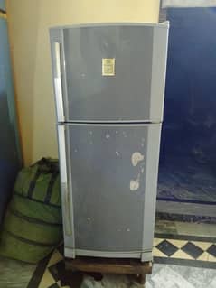 dawlance refrigerator