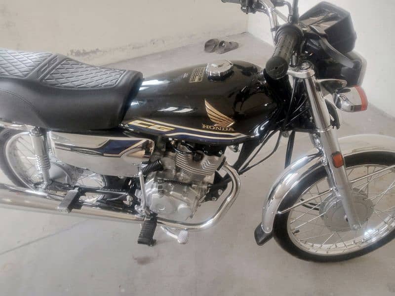 HONDA 125 SULF START BLACK 4