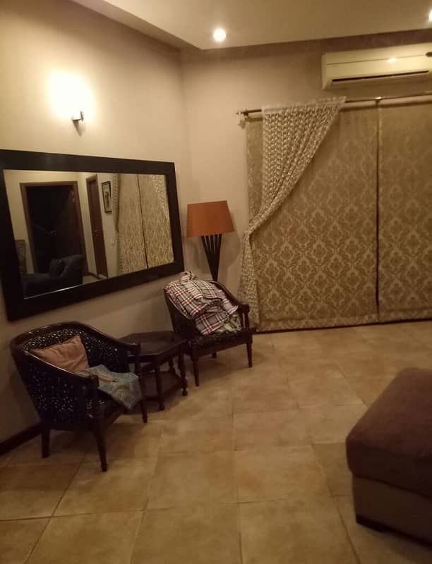 01 KANAL FULLY FURNISHED UPPER PORTION WITH SEPARATE GATE AVAILABLE FOR RENT 1