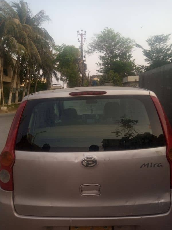 Daihatsu Mira 2010 1