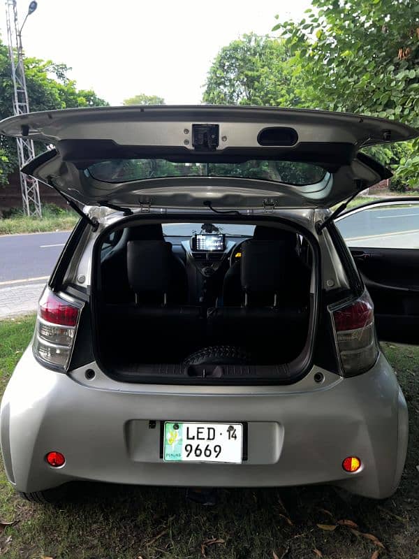 Toyota IQ 2014 Automatic 4