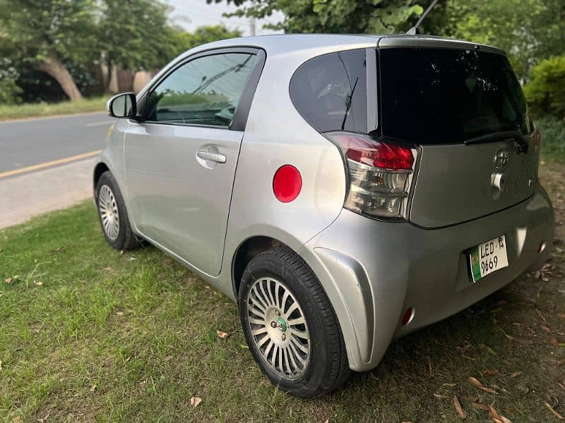 Toyota IQ 2014 Automatic 3