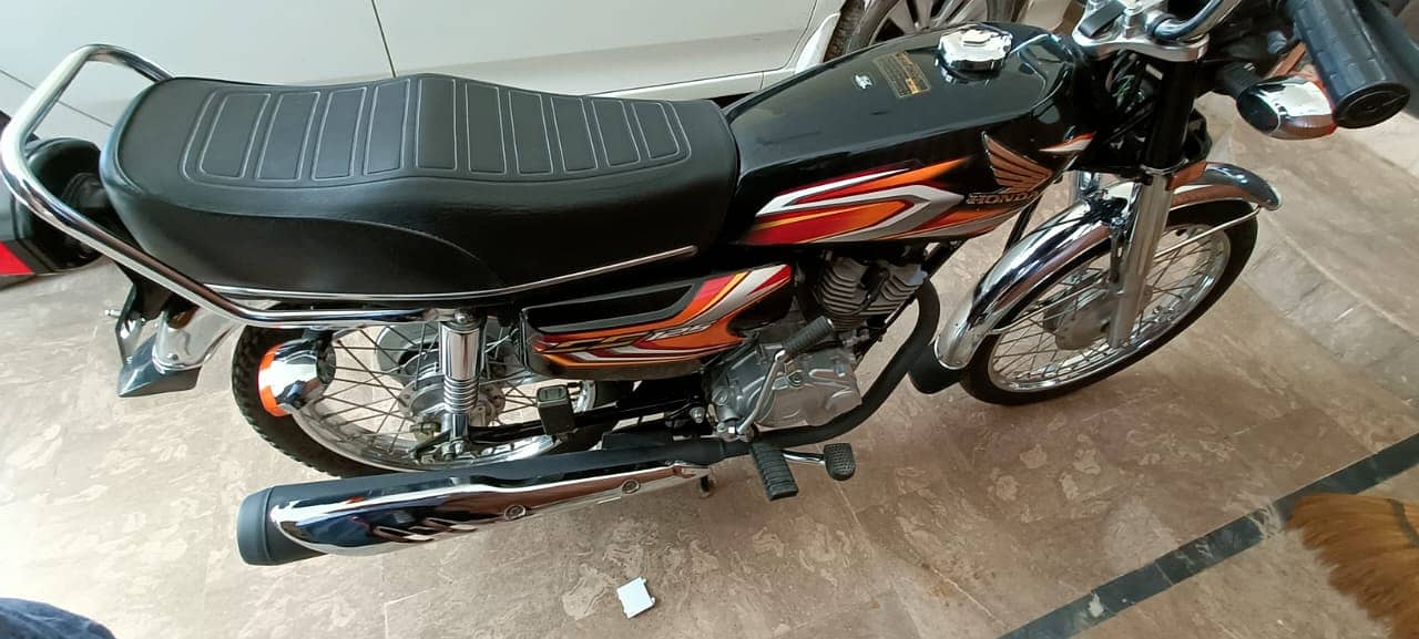 FOR SALE: Honda CG 125 in Excellent Condition – Like New! 0