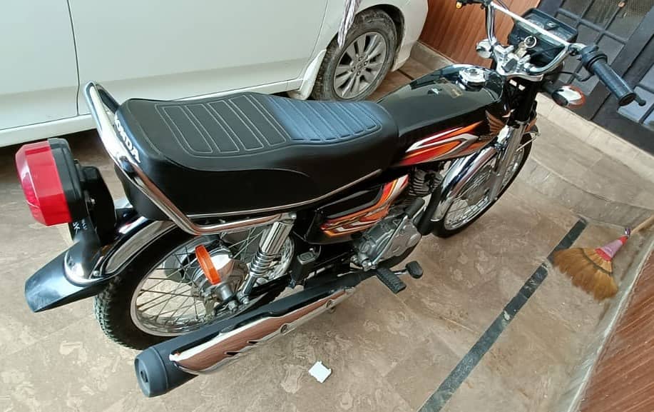 FOR SALE: Honda CG 125 in Excellent Condition – Like New! 1