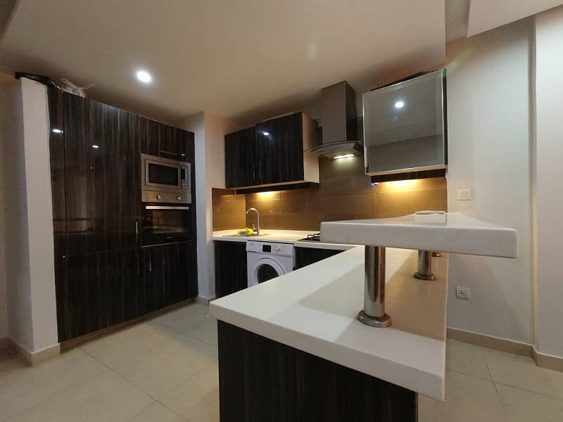 One Bed Luxury Apartment For Rent In Phase 8 8