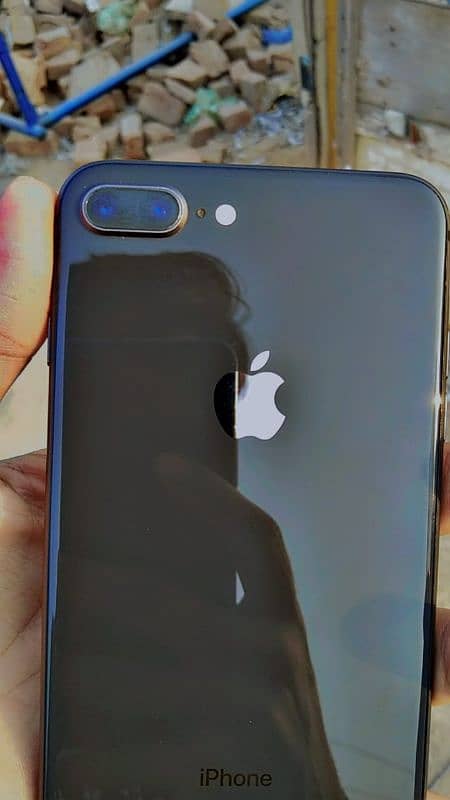 iphone 8 plus  PTA proved 64 GB 1