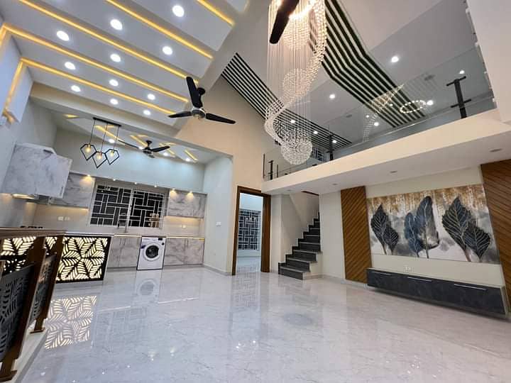 7 Marla Luxury Designer House For Rent 14