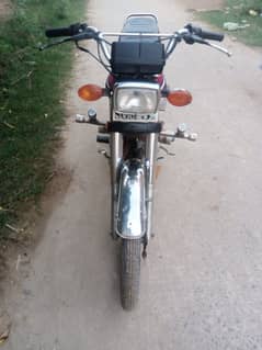 bike 10 by 10 hia koi Kam ni hony Wala 03085003968