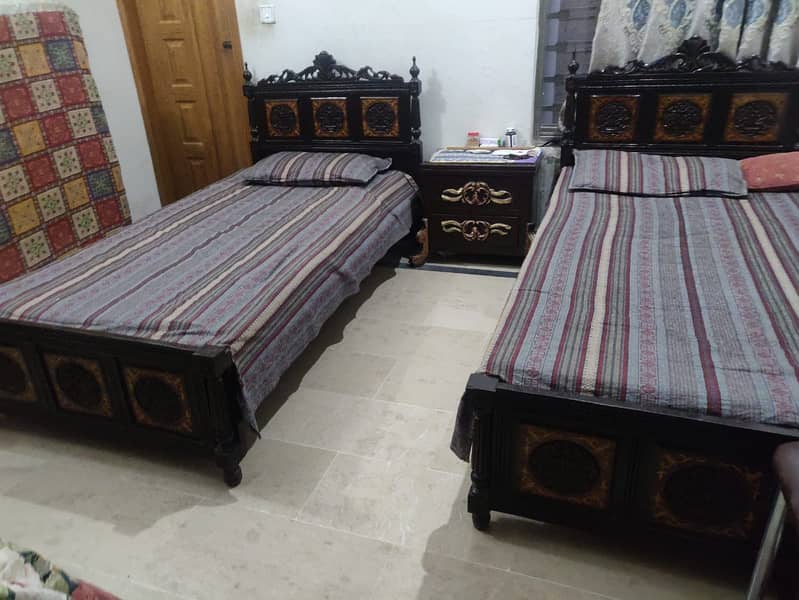 Chinioti Wooden Single Bed Set Excellent Condition 2