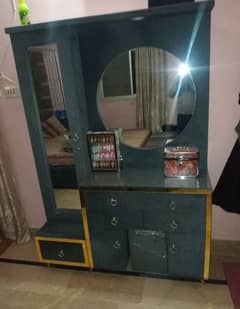 dressing table