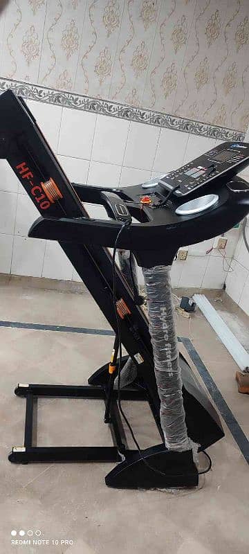 Hydro Fitness Treadmill 0