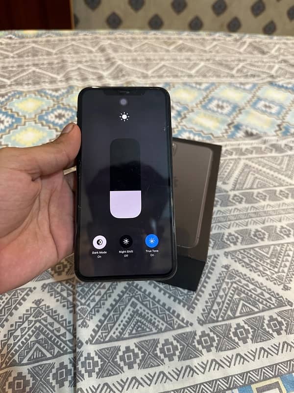 iphone 11 pro max 64 GB Non PTA FU with box 0