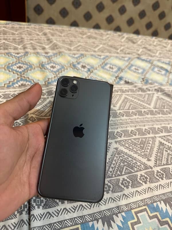 iphone 11 pro max 64 GB Non PTA FU with box 2