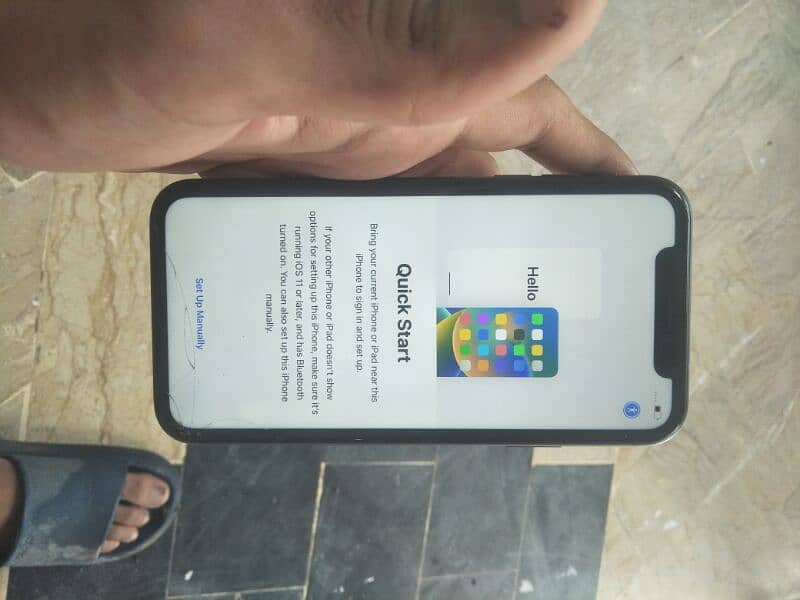 iphone 11 icloud loced back and penal creak hy 1