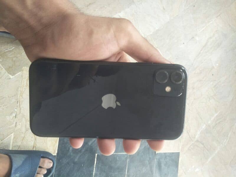 iphone 11 icloud loced back and penal creak hy 2