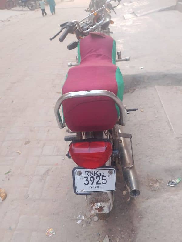 Argent sale Honda 70 model 2013 0