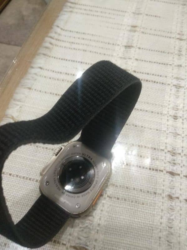 WK8 ULTRA IMPORTED SMART WATCH WITH 2 FREE STRAPS 6