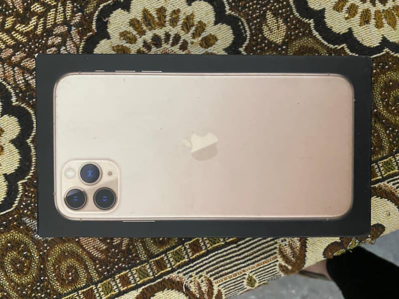 Apple iPhone 11 Pro Max (256gb) Pta Approved. . . 4