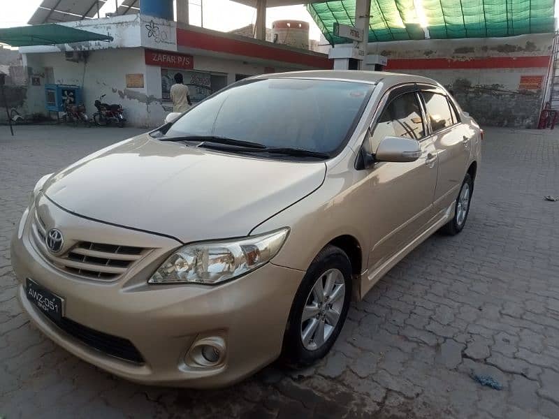 Toyota Corolla Altis 2012 4