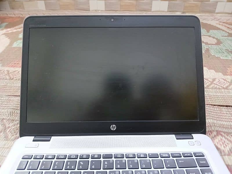 HP Elitebook Core i5 6 generation 8gb ram 512gb HHD 820 G3 5