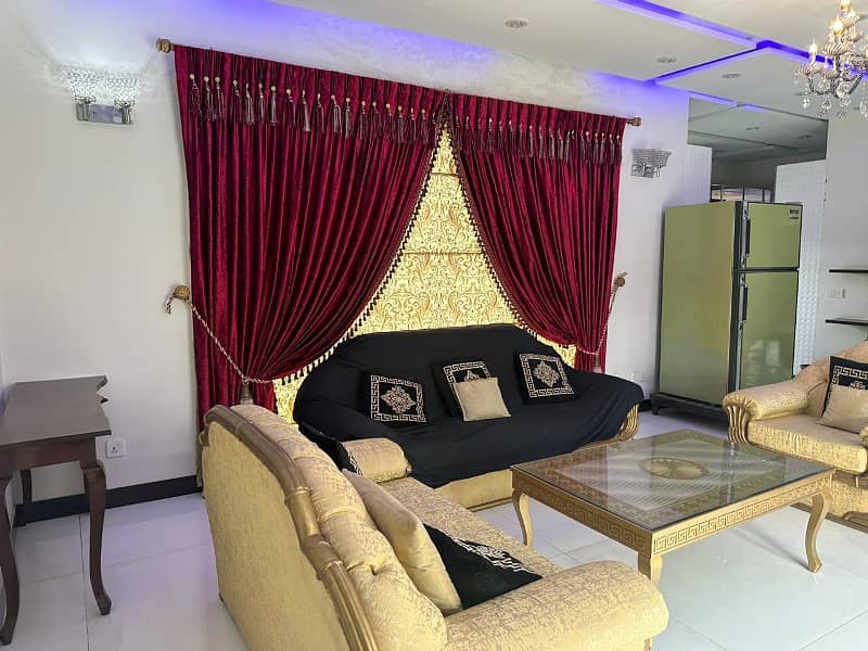 Separate Entry 1 Kanal Furnished Upper portion Available For rent In DHA PHASE 6 Lahore 10