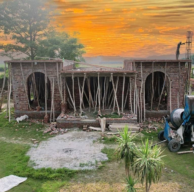 Ready To sale A Residential Plot 1 Kanal In AlCazar Farms Lahore 4