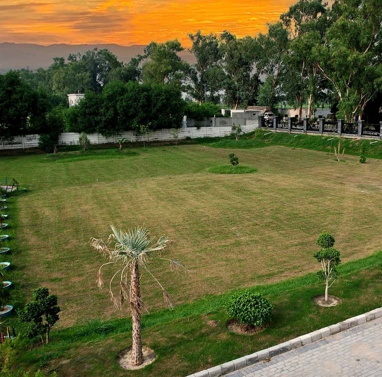 Ready To sale A Residential Plot 1 Kanal In AlCazar Farms Lahore 5