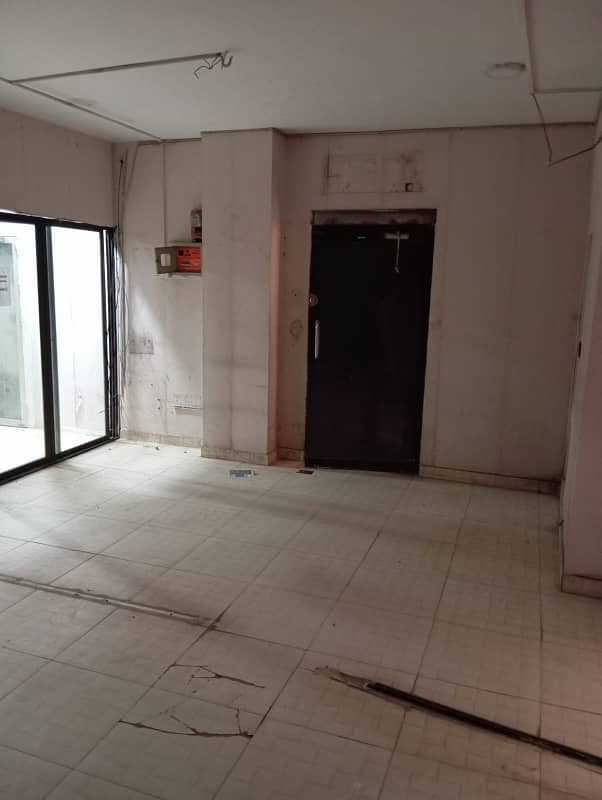 1st FLOOR OFFICE FOR RENT IN BLOCK 13-B, GULSHAN. 1