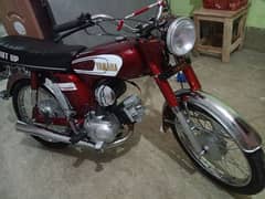 Yamaha 100