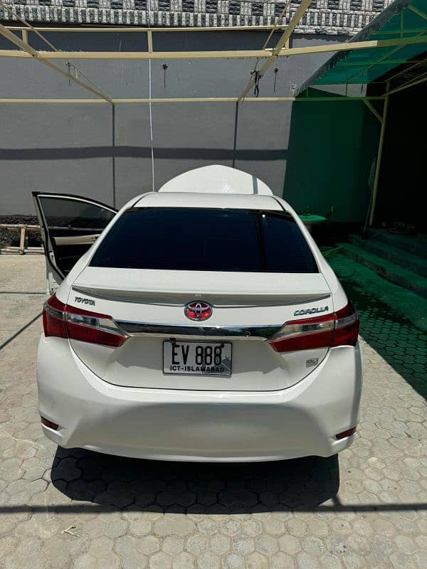 Toyota Corolla GLI 2015 3