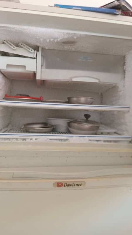 dawlance full size freezer 2