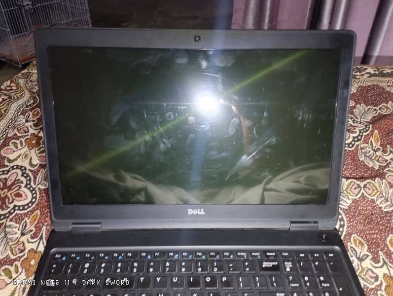 Dell latitude 5590 1