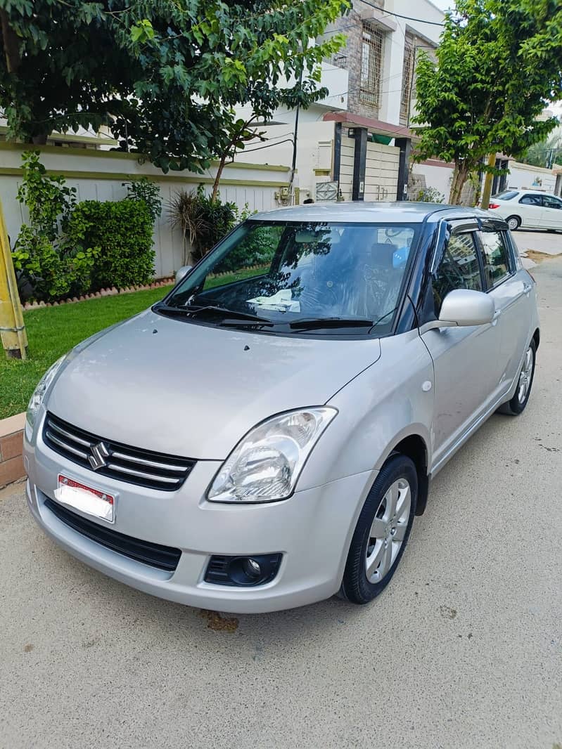 Suzuki Swift Model 2014(Automatic) 1