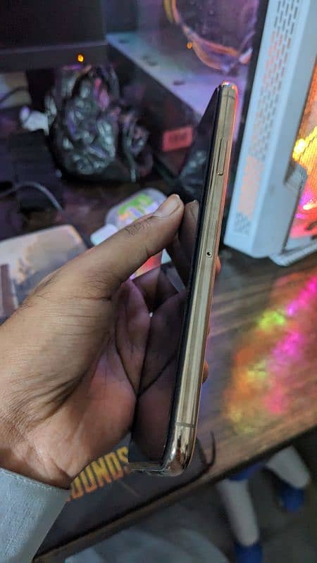 iphone 11promax 64GB HK PTA APPROVED 3