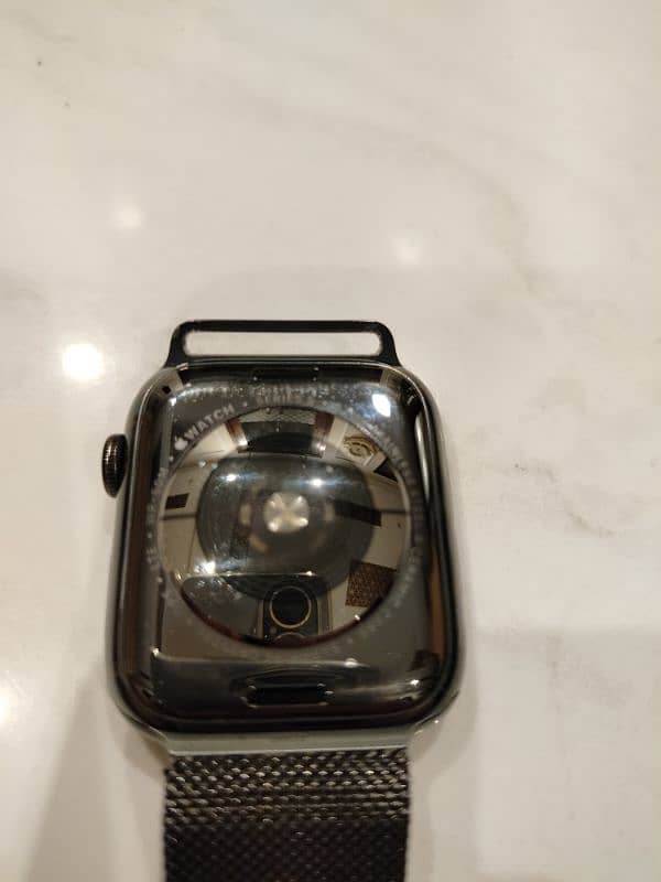 Apple watch series 5 3