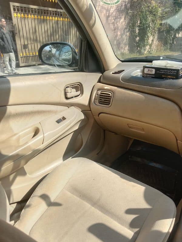 Nissan Sunny 2006 12