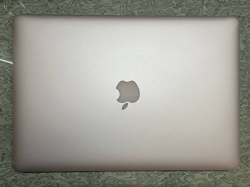 Macbook Pro 15 inch 1