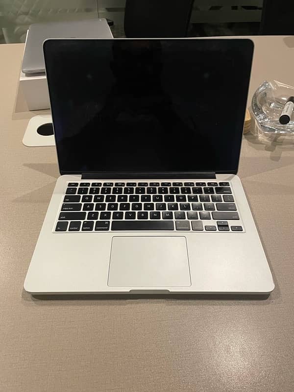 Macbook pro 2015 16/256GB 0