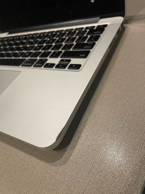 Macbook pro 2015 16/256GB 4