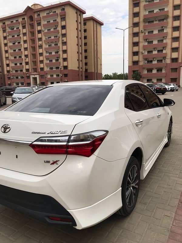 Corolla Altis x special edition 1.6 2022 4