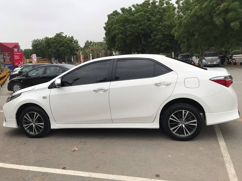 Corolla Altis x special edition 1.6 2022 9