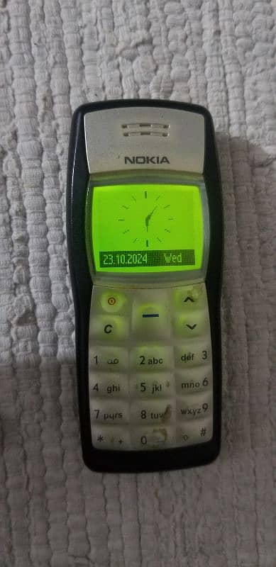 Nokia 1100 2