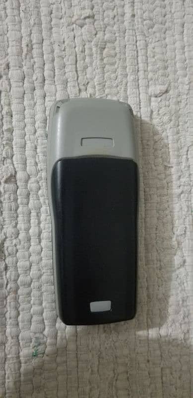 Nokia 1100 3