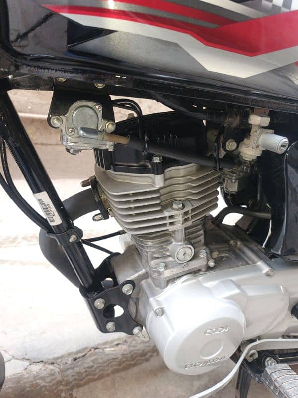 Honda 125 2024 10