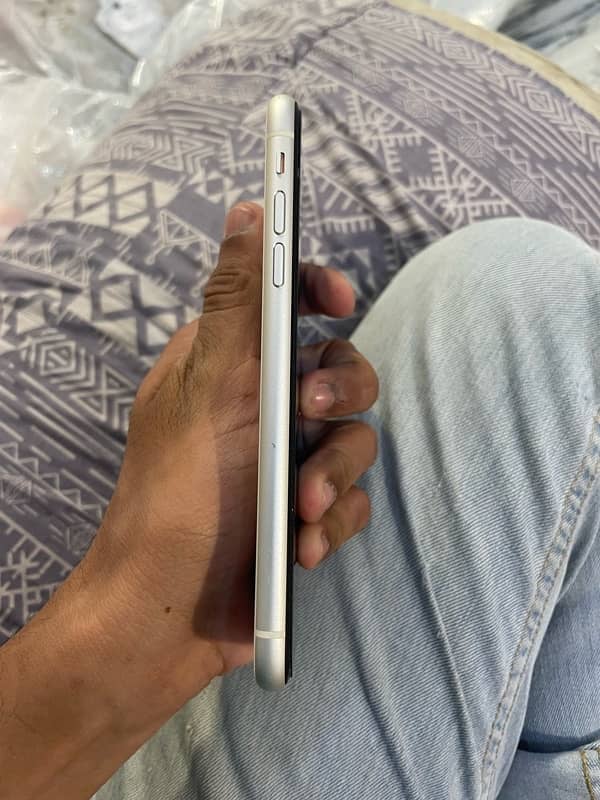 iPhone 11 non pta JV all ok 64 gb 1