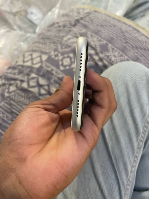 iPhone 11 non pta JV all ok 64 gb 2