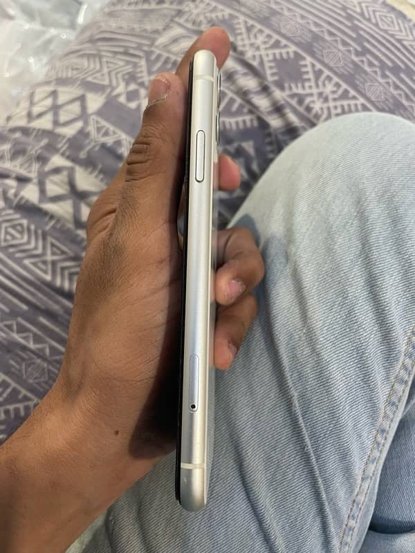 iPhone 11 non pta JV all ok 64 gb 5