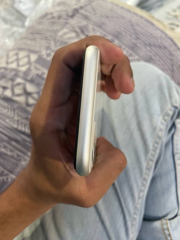 iPhone 11 non pta JV all ok 64 gb 7