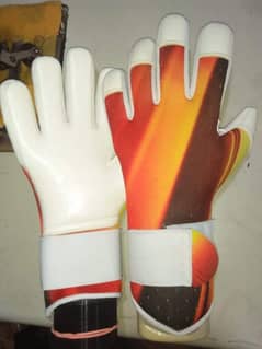 Goal keeper gloves